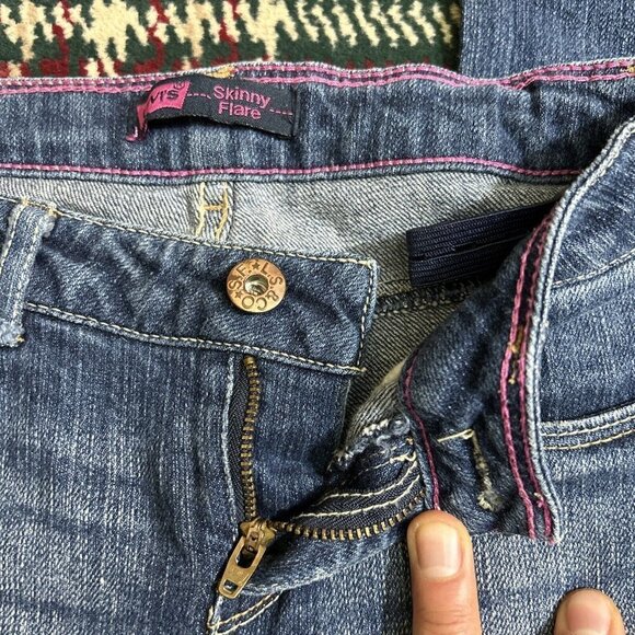 LEVI'S Girls Skinny Slim Flared Jean Sz 12 - Picture 7 of 8